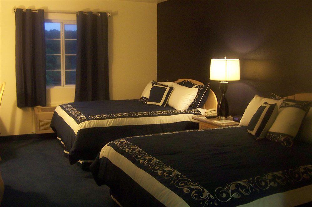 Rodeway Inn Branson, Brick House מראה חיצוני תמונה