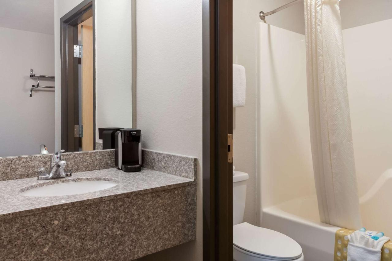 Rodeway Inn Branson, Brick House מראה חיצוני תמונה