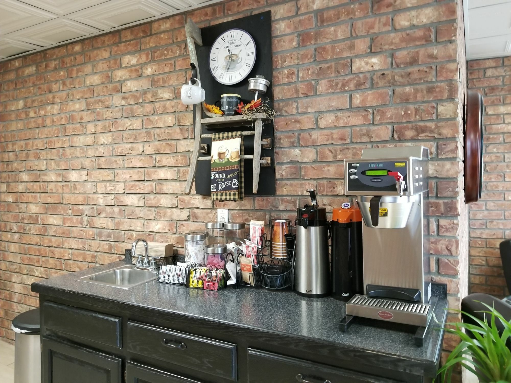 Rodeway Inn Branson, Brick House מראה חיצוני תמונה