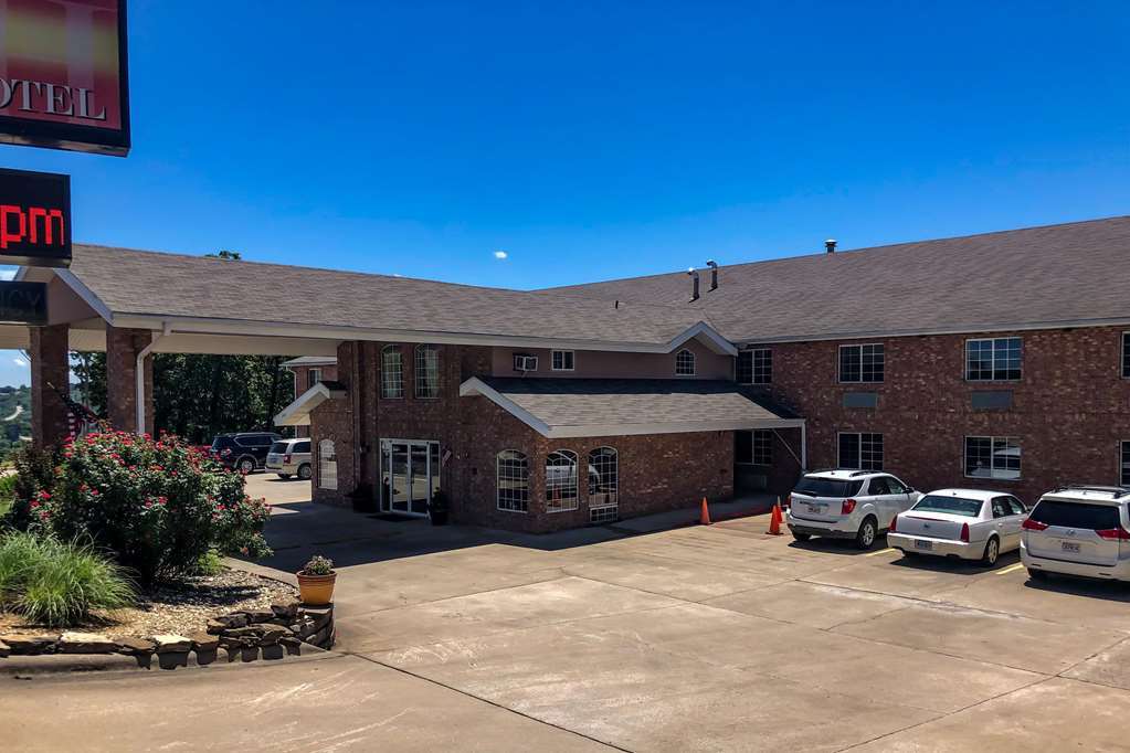 Rodeway Inn Branson, Brick House מראה חיצוני תמונה