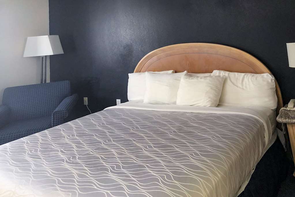 Rodeway Inn Branson, Brick House חדר תמונה